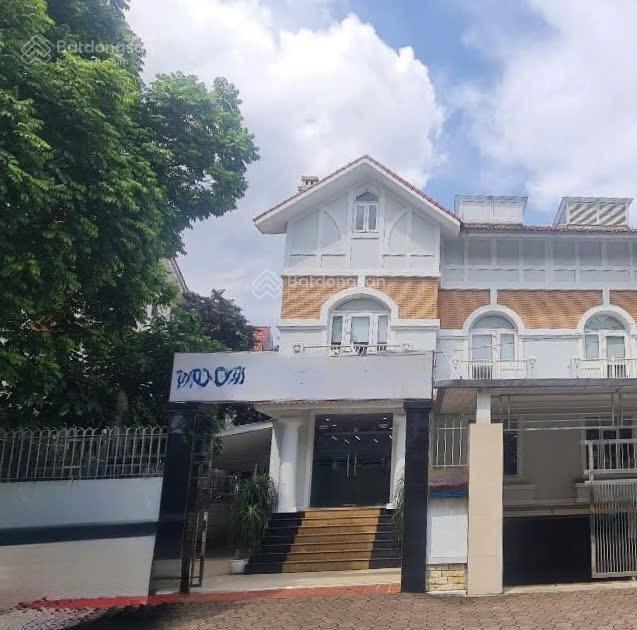 Mt hoàng tùng, hoài đức hn. mua nhà 55 tỷ, chủ nhà hỗ trợ gần 3 tỷ lãi suất trong 2 năm.