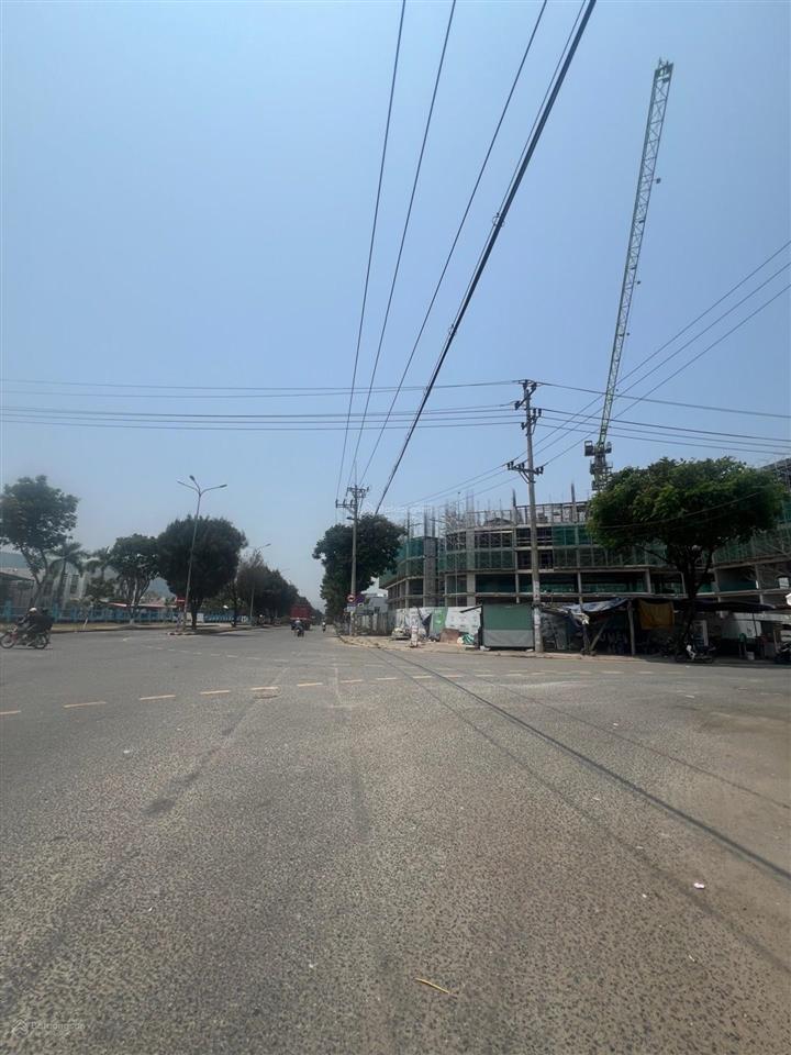 Bán nhà mặt phố đường mê linh  liên chiểu