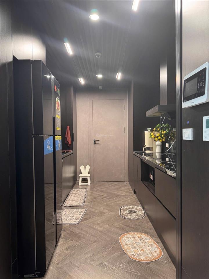 Giá thật căn 3 ngủ golden park tower, phạm văn bạch, giá 12,5tỷ, dt 105m2, view cv cầu giấy