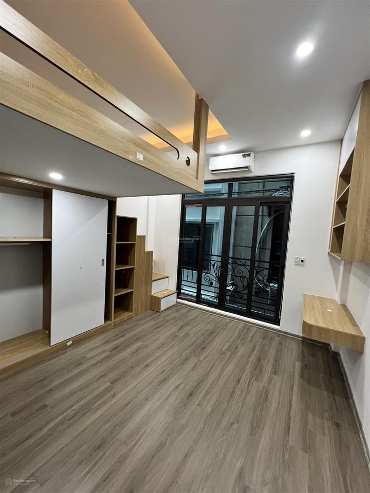 Chính chủ bán chdv 50m² trung tâm quận đống đa, 7 tầng thang máy, pccc đầy đủ 11 phòng khép kín
