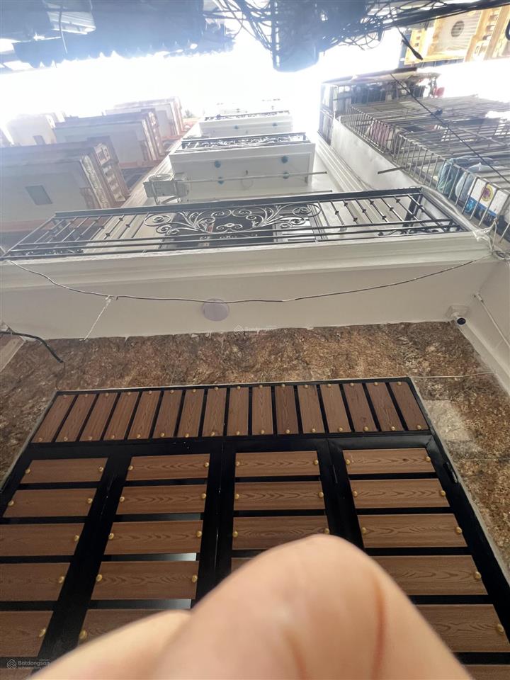 Chính chủ bán chdv 50m² trung tâm quận đống đa, 7 tầng thang máy, pccc đầy đủ 11 phòng khép kín