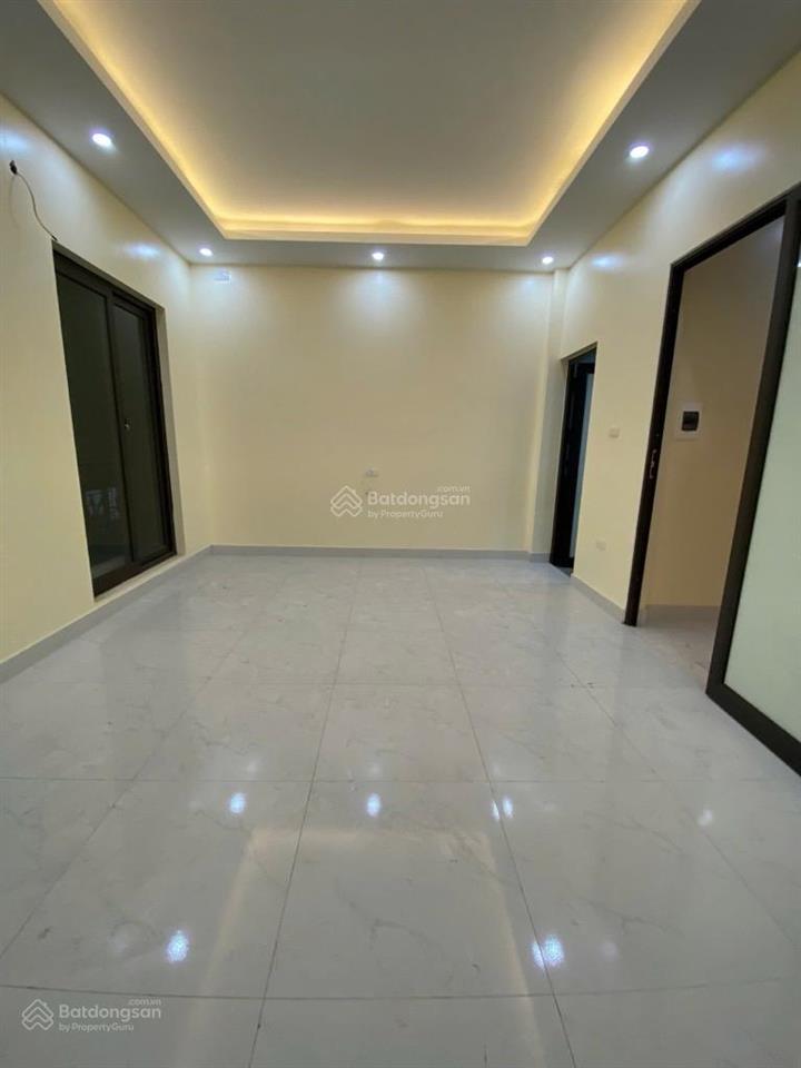 Bán nhà tam trinh  sở thượng  48m2 x 5 tầng  sân riêng  sát công viên yên sở  7.15 tỷ