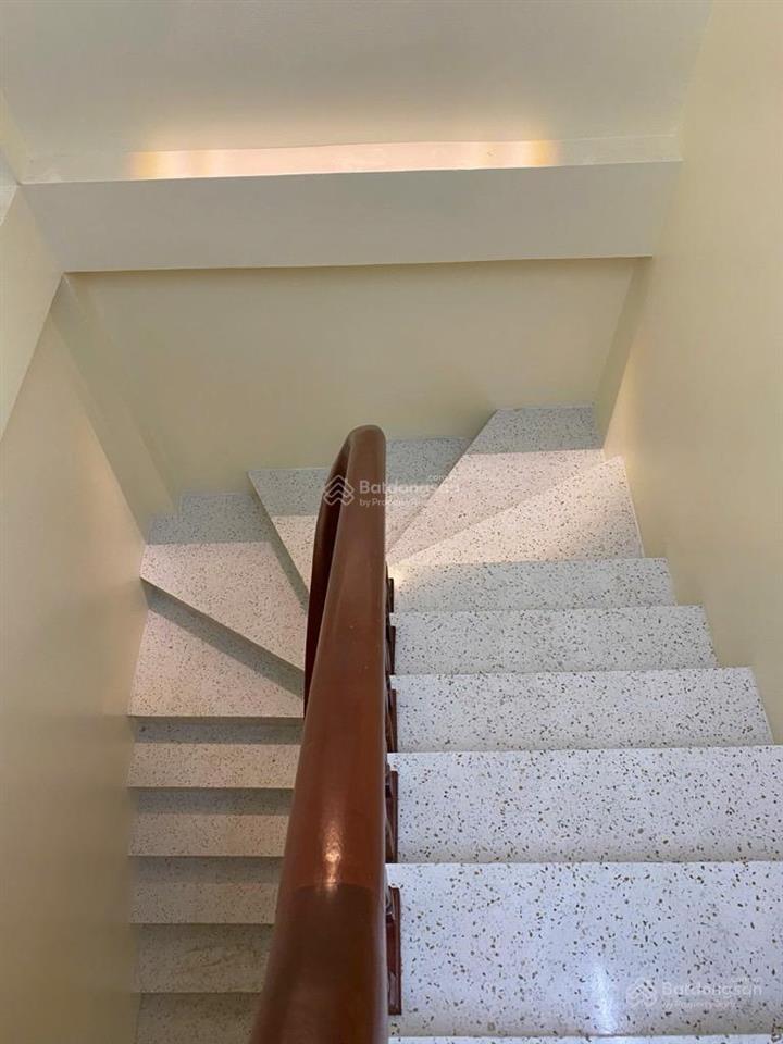 Bán nhà tam trinh  sở thượng  48m2 x 5 tầng  sân riêng  sát công viên yên sở  7.15 tỷ