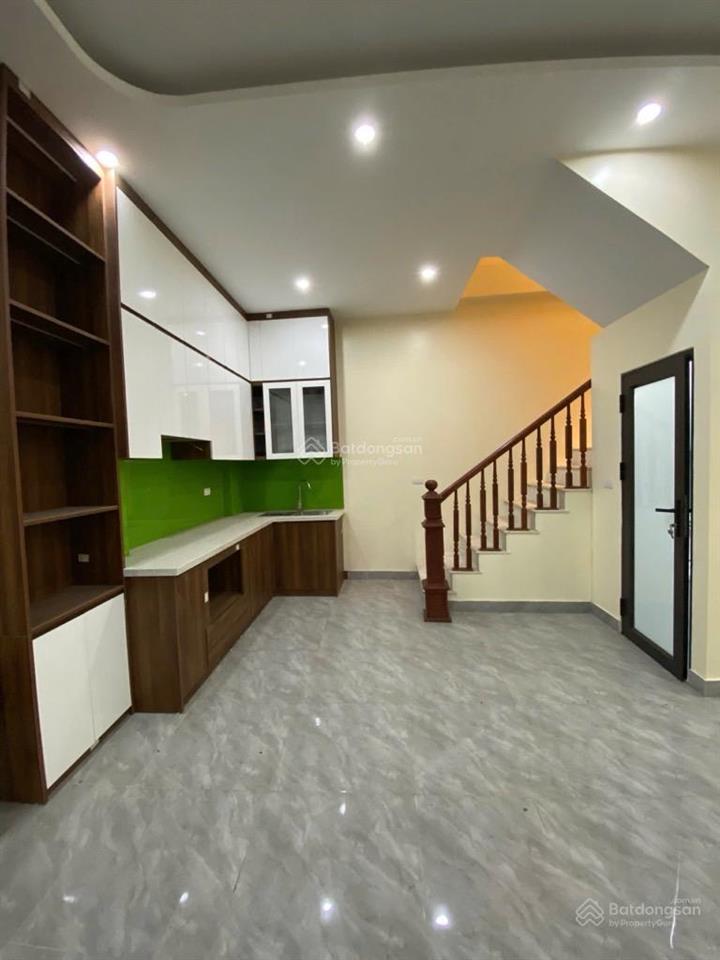 Bán nhà tam trinh  sở thượng  48m2 x 5 tầng  sân riêng  sát công viên yên sở  7.15 tỷ