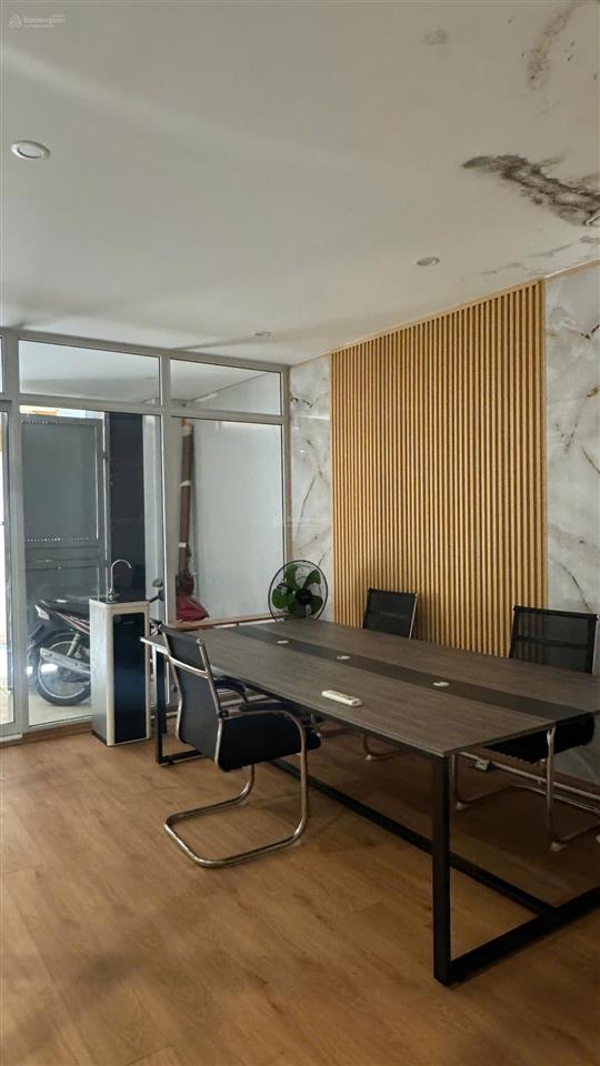 Bán nhà tam trinh 100m2, mt 6.7m, ô tô đỗ cửa, sát đường 40m  16.5 tỷ