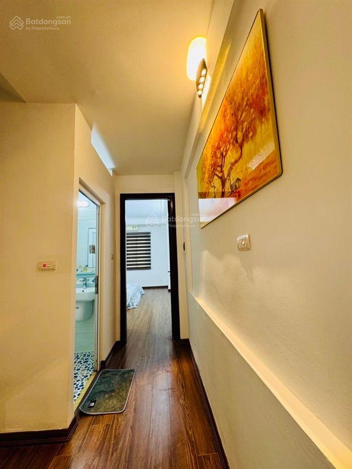 Bán nhà tam trinh 35m2x5t, cách ô tô 20m, mt 4m, 6.98 tỷ, ở ngay, sổ nở hậu