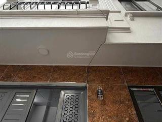 Tôi là chủ nhà bán ccmn khuyến lương, lô góc, 6t thang máy, pccc, dòng tiền 40tr, 10.8 tỷ