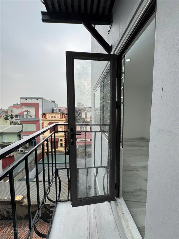 Bán tòa nhà dòng tiền phố yên duyên 55m2x7t thang máy  mt 5m  pccc chuẩn  dòng tiền 60tr/th