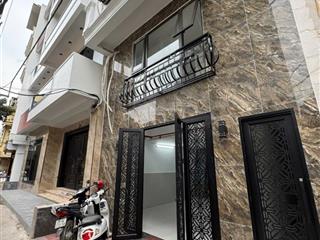 Bán tòa nhà dòng tiền phố yên duyên 55m2x7t thang máy  mt 5m  pccc chuẩn  dòng tiền 60tr/th