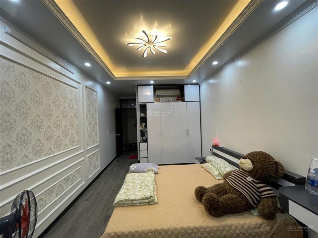 Bán nhà tân mai, hoàng mai, 35m2, 5 tầng, đủ nội thất, gần hồ đền lừ, giá 7 tỷ