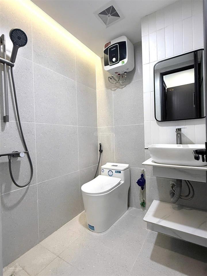 Bán tòa ccmn trương định, 80m2, 7 tầng thang máy, 15 phòng, giá 15,85 tỷ