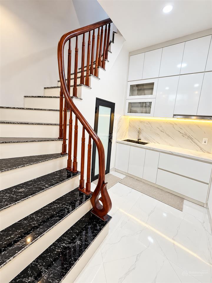 Bán nhà ngõ lệnh cư khâm thiên  trung phụng, 33m2, 4 tầng mới đẹp, 6.95 tỷ