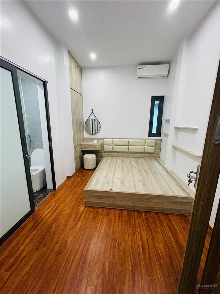 Bán nhà ngõ tiến bộ khâm thiên, 24m2, 5 tầng mới đẹp, full nội thất, 4.65 tỷ