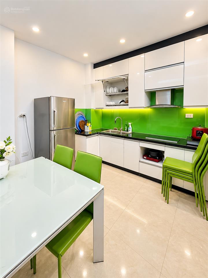 Bán nhà thái hà, đống đa, 40m2, 4 tầng có lửng, ngõ ô tô, 9.05 tỷ