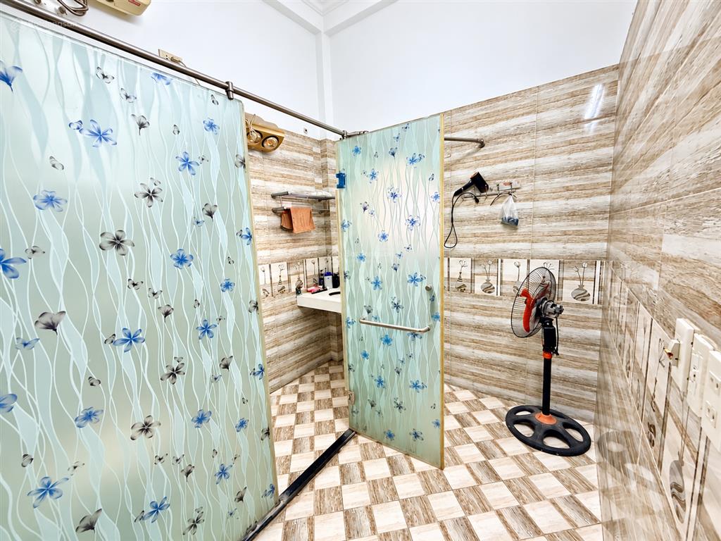 Bán nhà thái hà, đống đa, 40m2, 4 tầng có lửng, ngõ ô tô, 9.05 tỷ