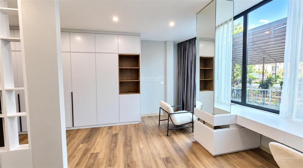 Bán nhà nguyễn thị định, 46m2, 5 tầng, mặt tiền 5m, thoáng sáng, 11.1 tỷ