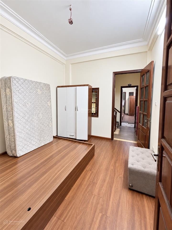 Bán nhà dòng tiền phố khâm thiên, đống đa, 42m2, 6 tầng, 10 phòng, giá 8.5 tỷ
