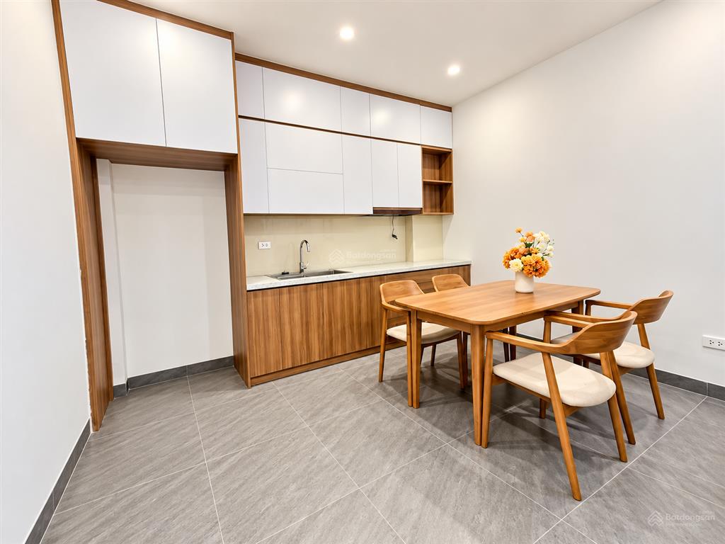 Bán nhà bạch mai, hai bà trưng 55m2, 3 tầng, 4pn, có sân riêng, giá 8.45 tỷ