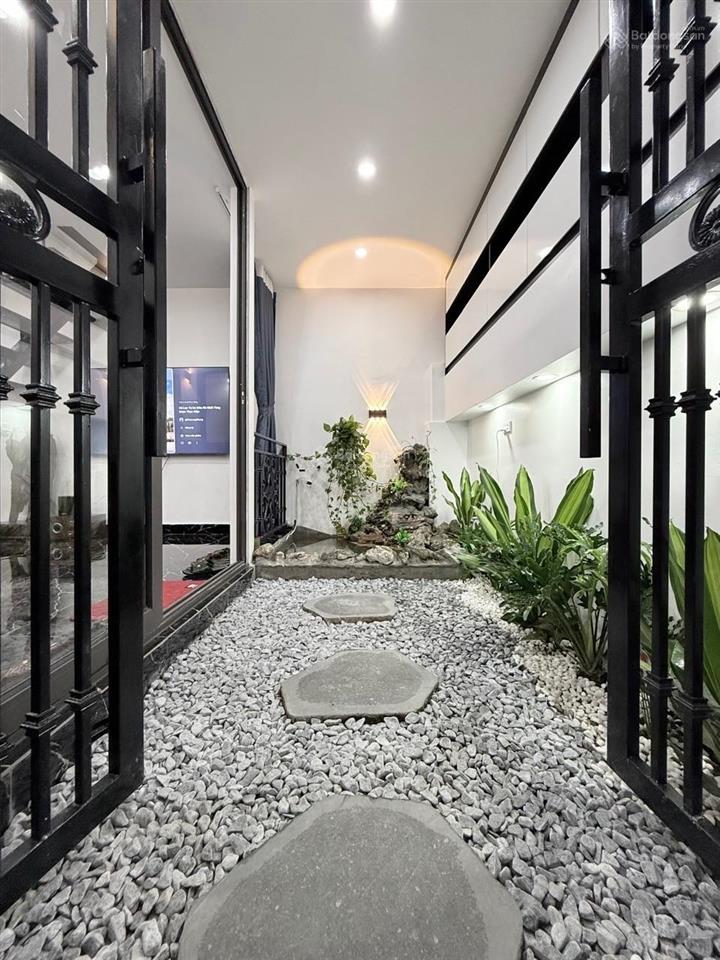 Bán nhà ngõ chợ khâm thiên, đống đa, 43m2, 3 tầng, mặt tiền 9m, full nội thất, giá 5.5 tỷ
