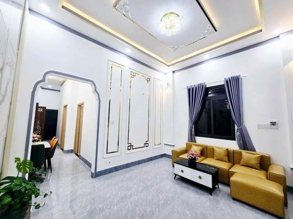 (81)Bán nhà 2 mặt tiền mới xây phường Phú Tân,Vĩnh Long giá 1,35 tỷ