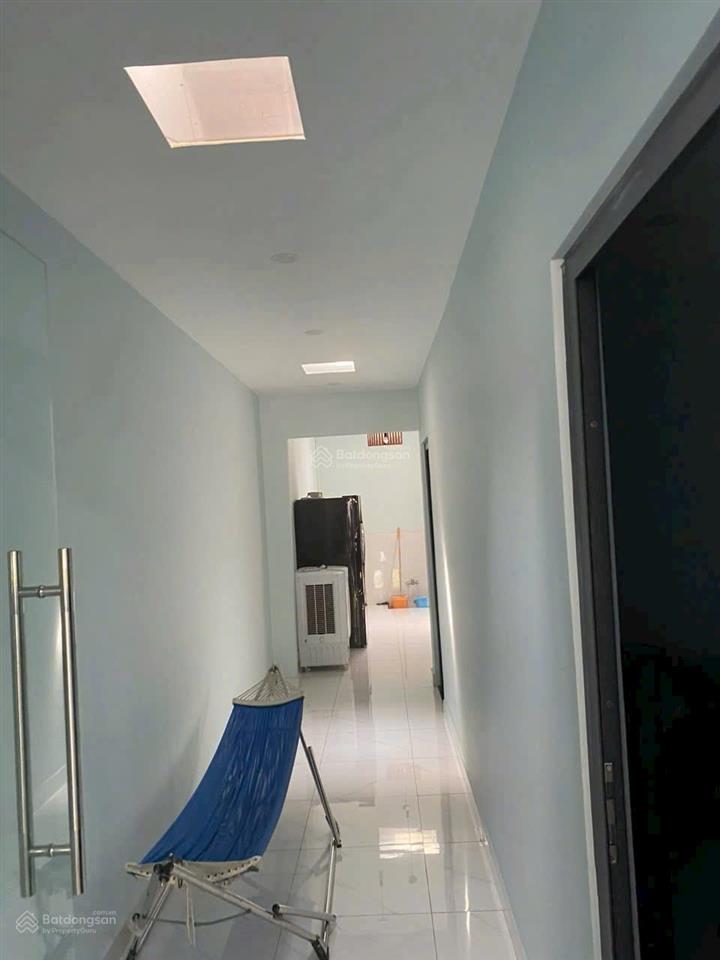 Chính chủ cần bán nhà cấp bốn mặt tiền đường phú lợi , p phú lợi tp hcm