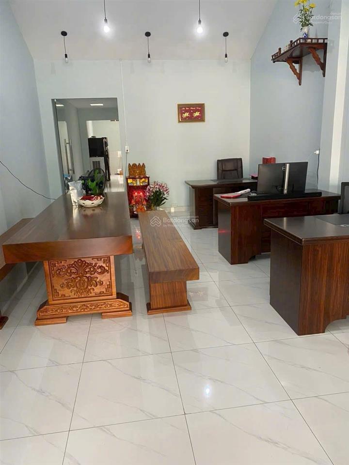 Chính chủ cần bán nhà cấp bốn mặt tiền đường phú lợi , p phú lợi tp hcm