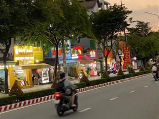Chính chủ cần bán nhà cấp bốn mặt tiền đường phú lợi , p phú lợi tp hcm