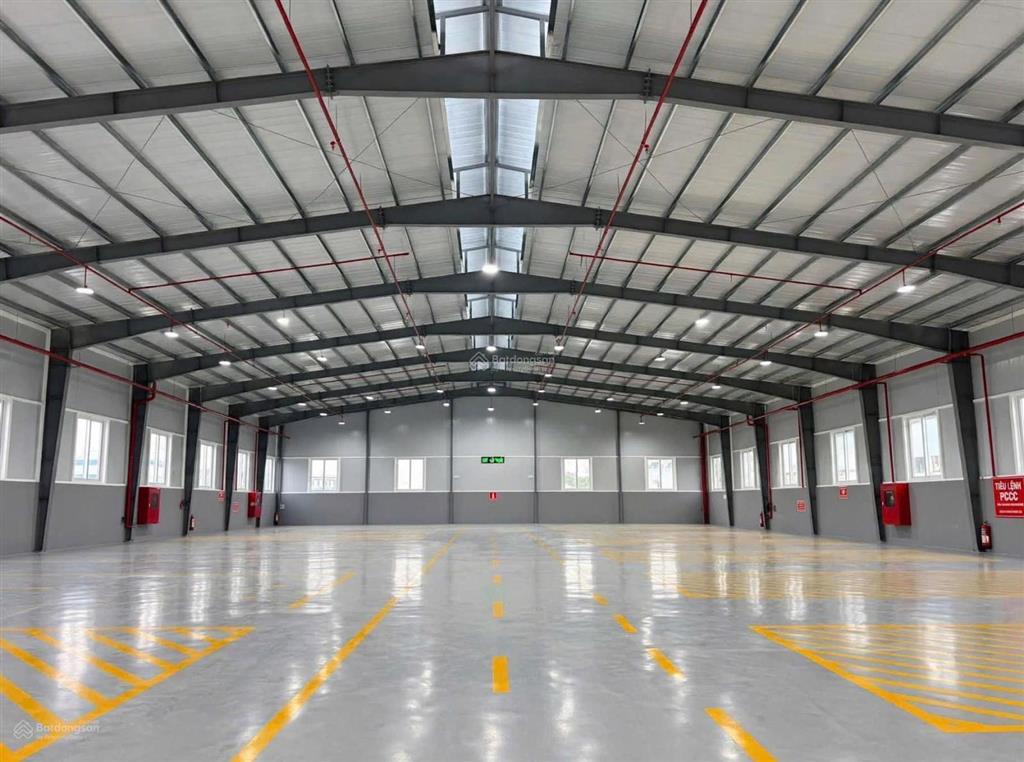 Bán gấp xưởng tân uyên, hcm. hiện đang cho thuê 115tr/th. giá bán 22 tỷ
