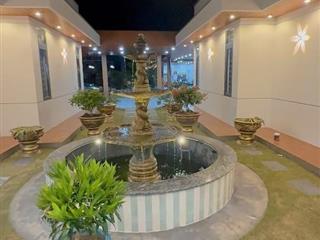 Bán nhà sân vườn 905m2 mặt tiền đường xe 16 chỗ gần chợ Hữu Định