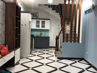 Cho thuê nhà riêng ngõ 63 Trần Quốc Vượng, Cầu Giấy 35M x 5T SẠCH ĐẸP, FULL ĐỒ giá 16tr Ở NHÓM