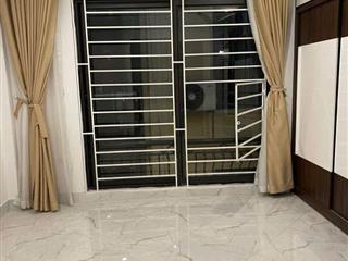 Cho thuê nhà phố 8/3, Bạch Mai quận Hai Bà Trưng 35M*5T(3 ngủ) giá 12.5 triệu 