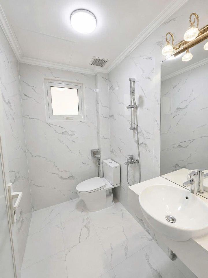 Cho thuê nhà MP Trần Quý Kiên, Cầu Giấy 45m*6T THANG MÁY, PCCC, VỈA HÈ, KD giá 60tr