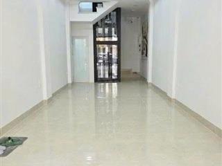 Cho thuê nhà MP Trần Quý Kiên, Cầu Giấy 45m*6T THANG MÁY, PCCC, VỈA HÈ, KD giá 60tr