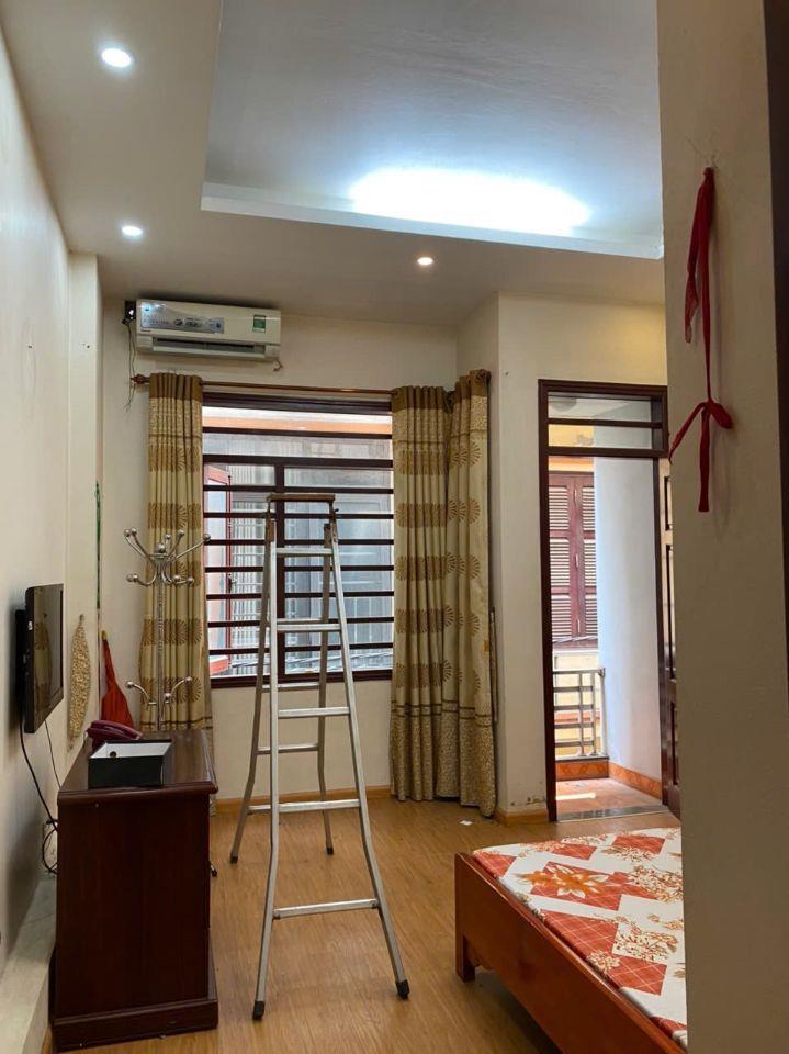 Cho thuê nhà Khuất Duy Tiến, Ngụy Như KonTum_Thanh Xuân 50m*4T(4ngủ) OTO giá 18tr