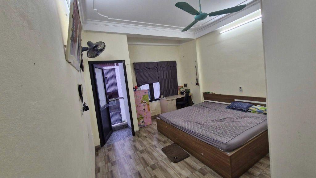 Cho thuê nhà LK Kiến Hưng, Hà Đông 50m*5T( 5 ngủ) FULL ĐỒ, Ô TÔ giá 17 triệu