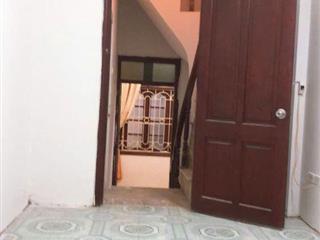 Cho thuê nhà làm CHDV Dương Quảng Hàm, Cầu Giấy 30mx 4T(4ngủ) 12 triệu FULL ĐỒ