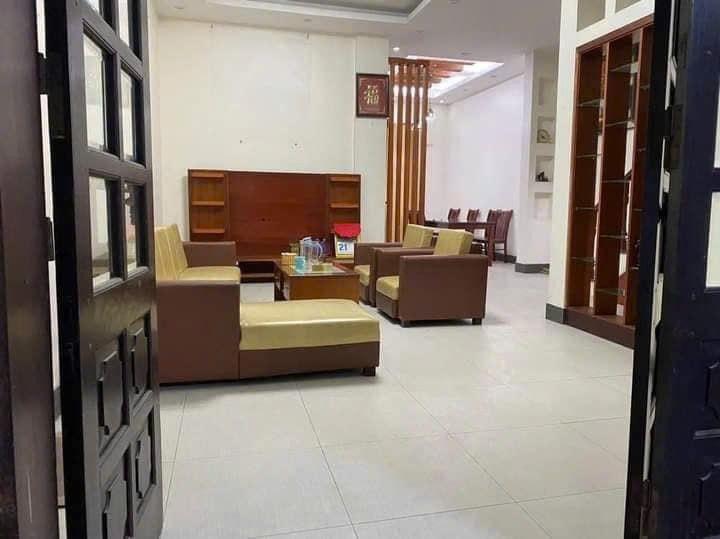 Cho thuê nhà Lương Thế Vinh, Thanh Xuân 120m x 4T Ô TÔ TRÁNH giá 22 triệu