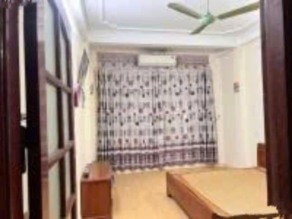 Cho thuê nhà Mặt Phố Lý Thường Kiệt, Hà Đông 40m x 4T  giá 12.5 triệu