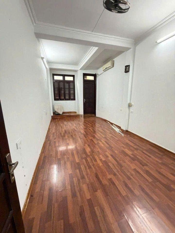 Cho thuê nhà ngõ 91 Hồng Hà, Ba Đình 40m x 4T (4 ngủ) ô tô đỗ cửa _ 15 triệu