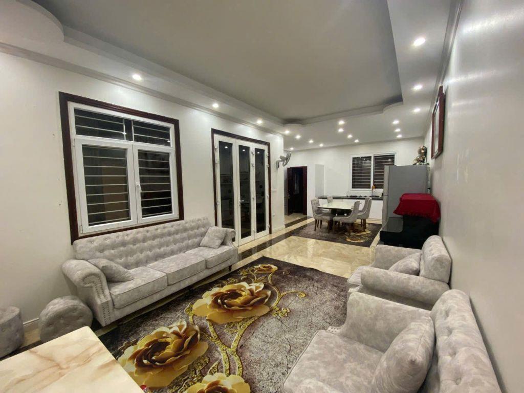 Cho thuê nhà ngõ 505 Trần Khát Chân, Hai Bà Trưng 80m x 4T Ô TÔ, FULL ĐỒ _15 triệu