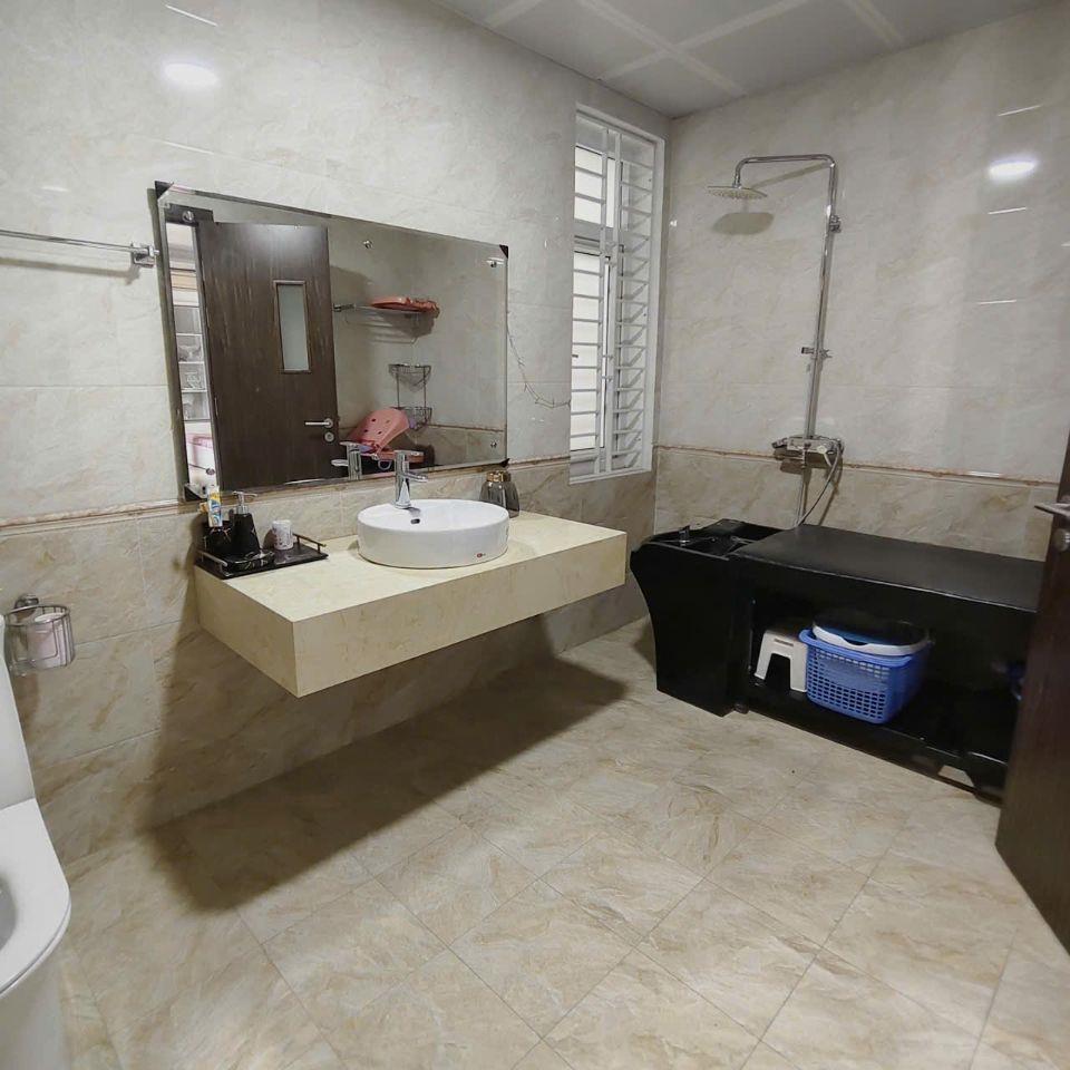 Cho thuê nhà ngõ 505 Trần Khát Chân, Hai Bà Trưng 80m x 4T Ô TÔ, FULL ĐỒ _15 triệu
