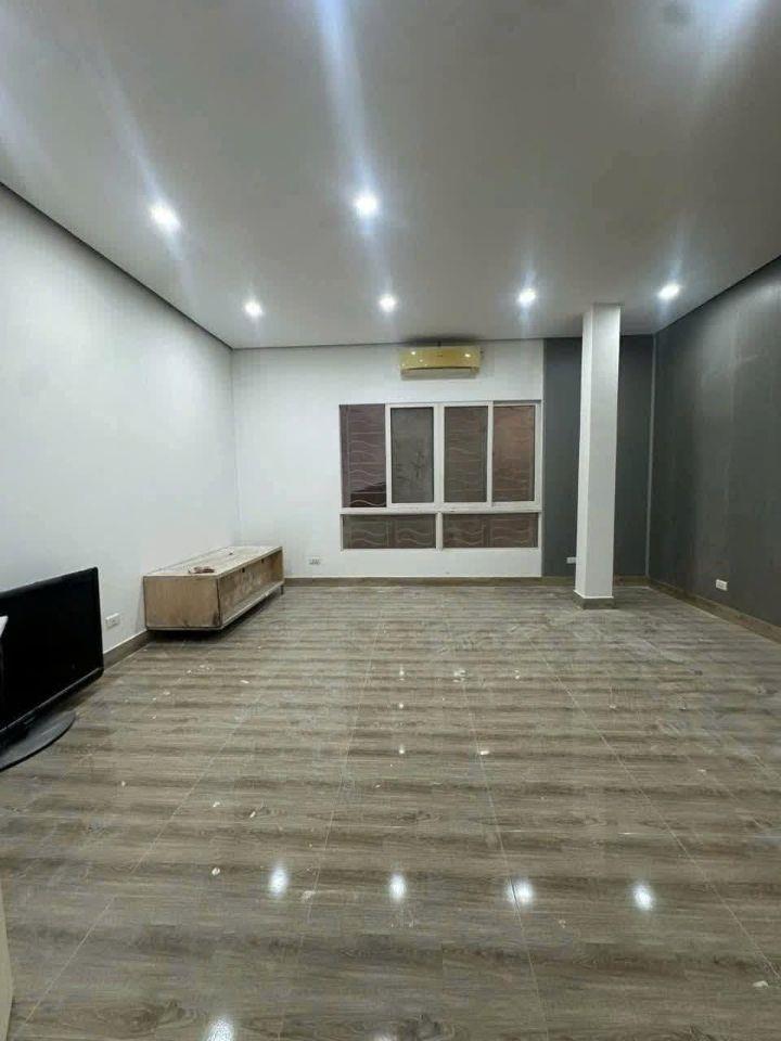 Nhà ngõ 92 Cửa Bắc, Ba Đình 50m x 5T giá 16 triệu SƠN SỬA ĐẸP