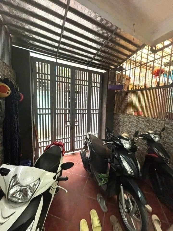 Cho thuê nhà ngõ 318 Đê La Thành, Đống Đa 60m x 4T giá 18 triệu Ở NHÓM