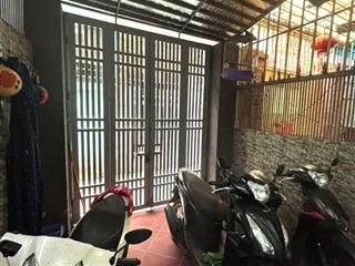 Cho thuê nhà ngõ 318 Đê La Thành, Đống Đa 60m x 4T giá 18 triệu Ở NHÓM