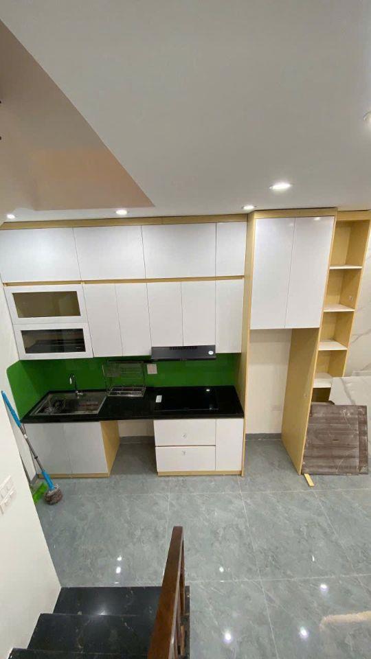 Cho thuê nhà Mới Đẹp Đê Trần Khát Chân, Hai Bà Trưng 35m x 5T giá 12 triệu CHO Ở NHÓM