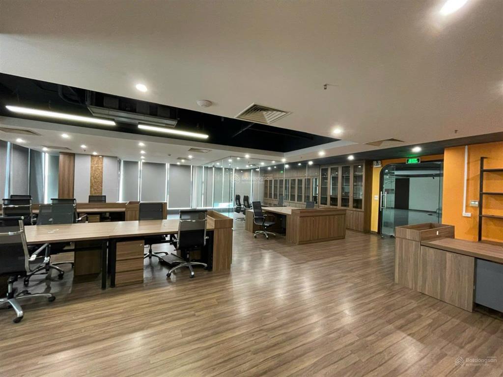 Lô góc 2 mặt thoáng  chính chủ cần cho thuê sàn 70m2 mặt phố hoàng quốc việt  cầu giấy