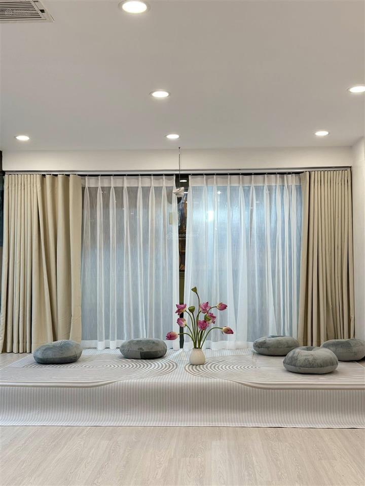 Chính chủ cần cho thuê sàn 65m2 full kính mặt tiền mặt phố trần quốc hoàn giá tốt