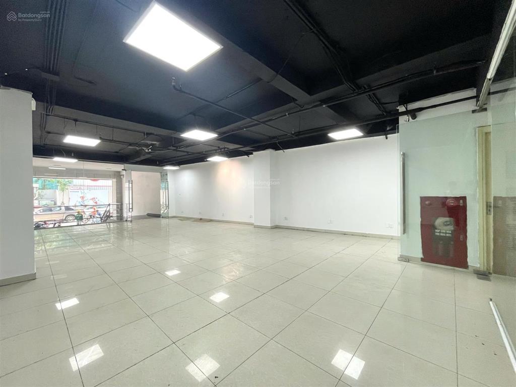 Siêu hiếm! chính chủ cho thuê mbkd mặt phố nguyễn thái học  ba đình 110m2  giá chỉ 30 tr/tháng