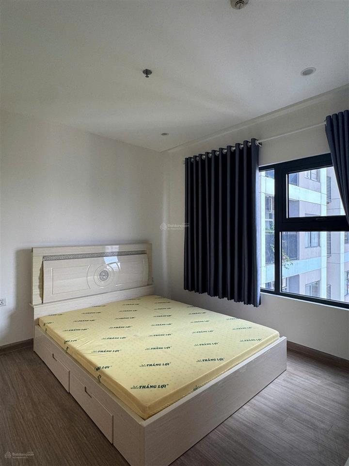 3pn 81m2 view hồ bơi  ntcb  tầng trung  db  sẵn sổ  3ty85