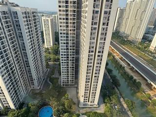 3pn 81m2 view hồ bơi  ntcb  tầng trung  db  sẵn sổ  3ty85